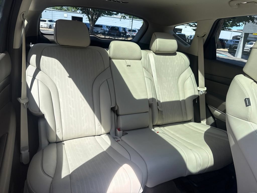 Used 2024 Genesis GV80 2.5T w/ Prestige Package AWD/4WD image 39