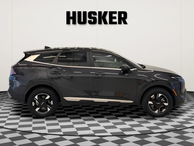 Used 2026 Kia Sportage LX AWD/4WD image 2