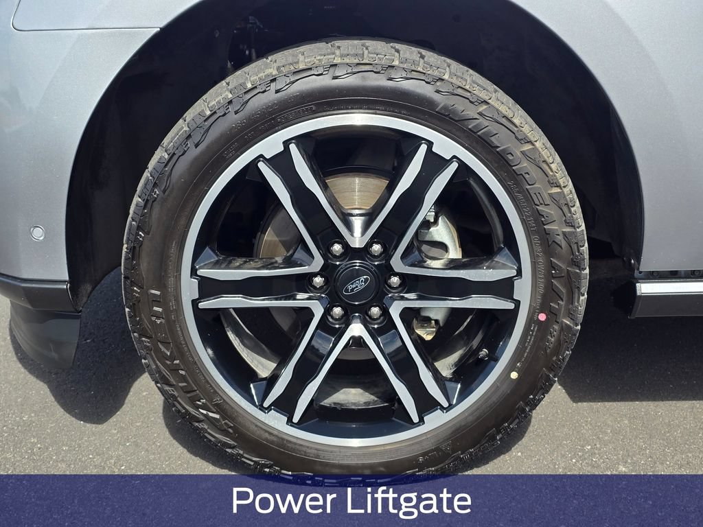 Used 2021 Ford Expedition Limited AWD/4WD image 9