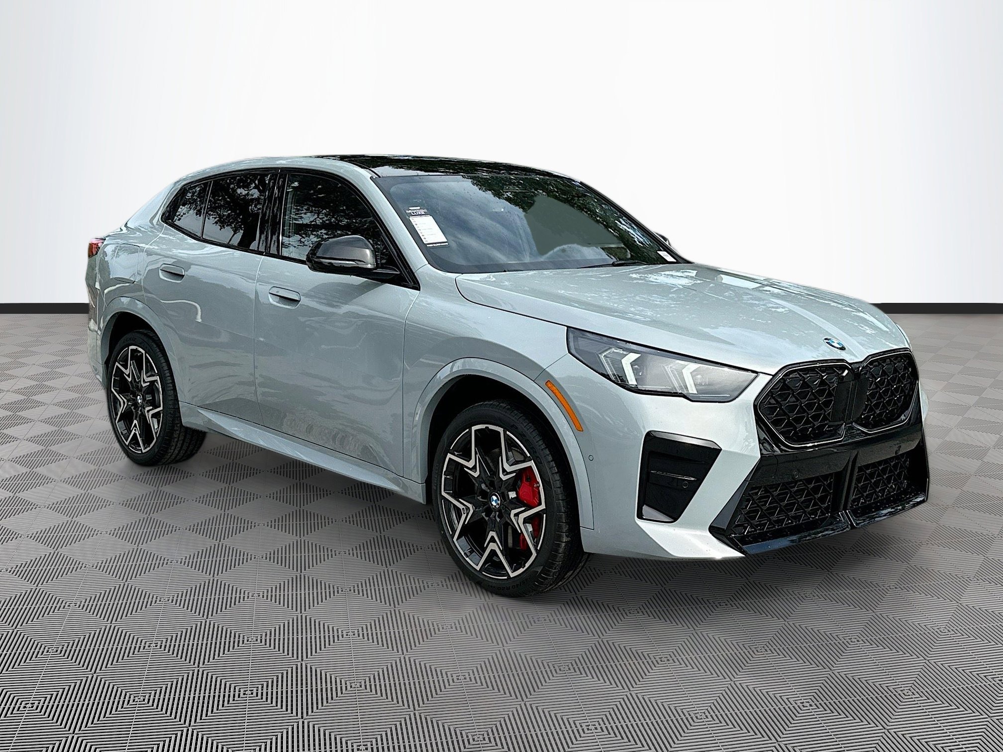 New 2026 BMW X2 xDrive28i