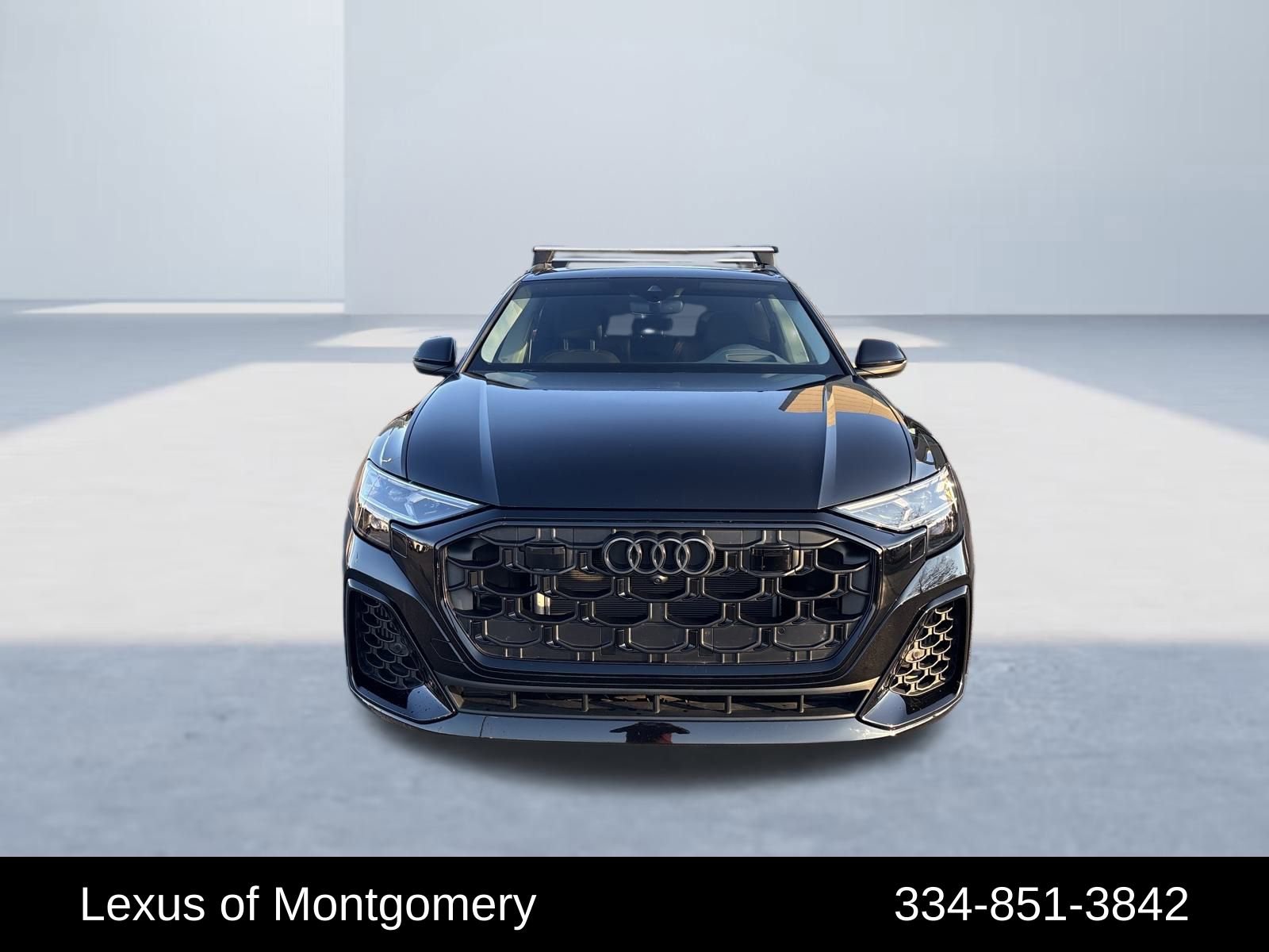 Used 2024 Audi Q8 Prestige image 8