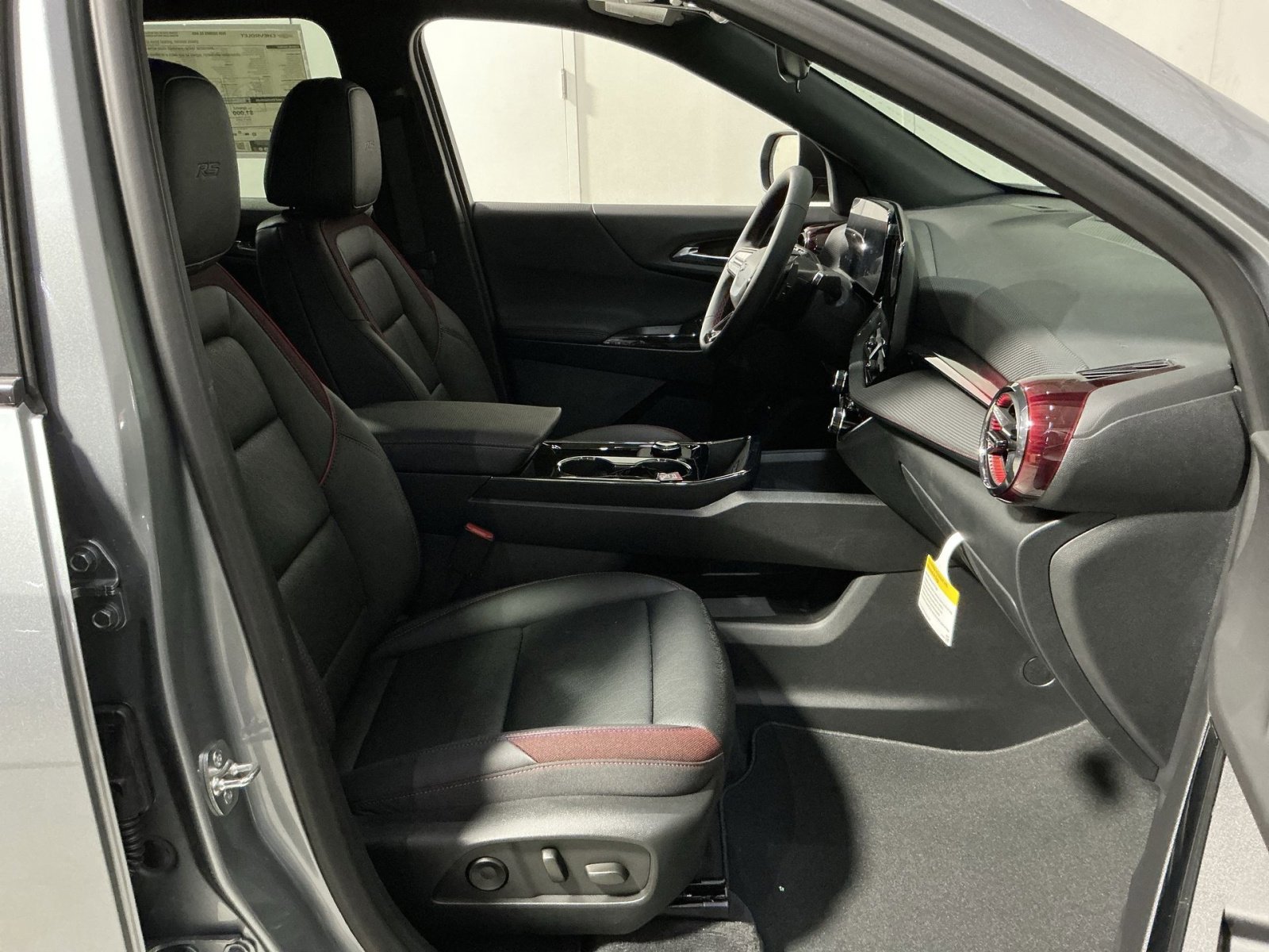 New 2026 Chevrolet Equinox RS w/ Convenience Package III image 34