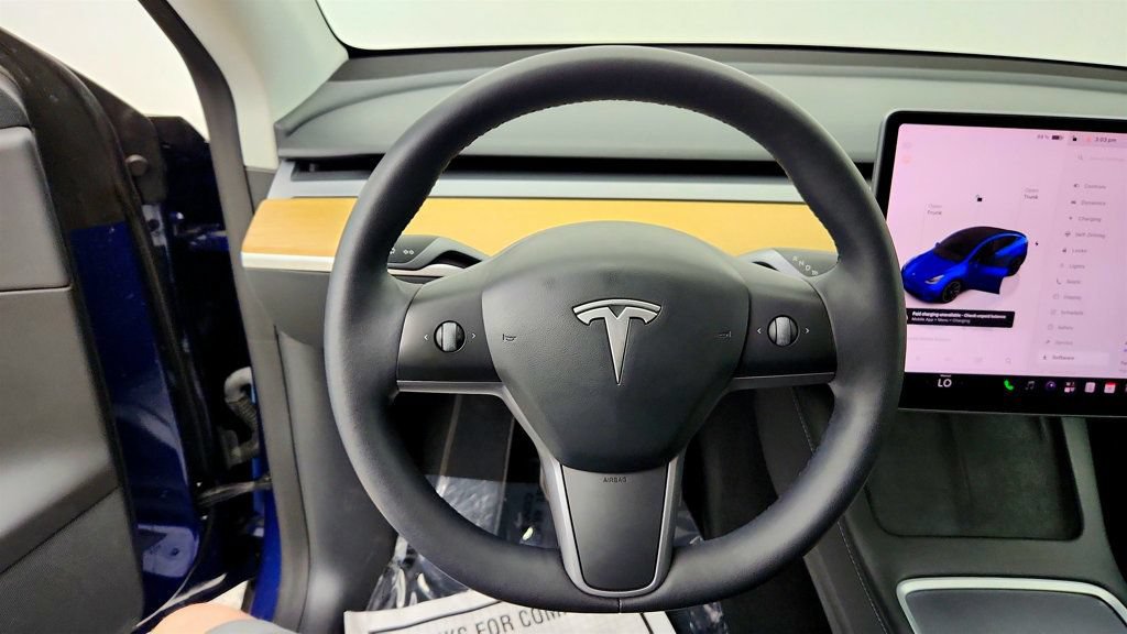 Used 2022 Tesla Model Y Long Range AWD/4WD image 14