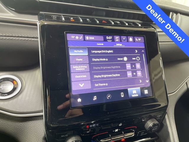 New 2025 Jeep Grand Cherokee L Altitude image 18