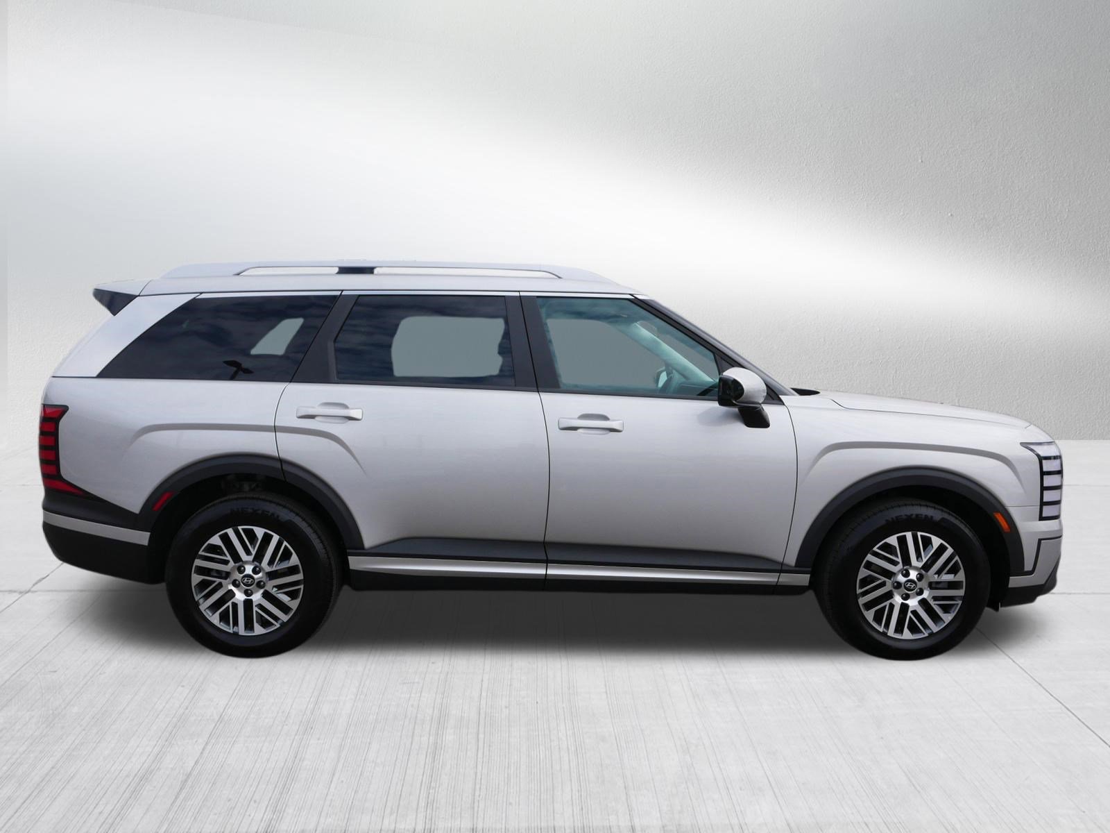 Certified 2026 Hyundai Palisade SEL AWD/4WD image 8