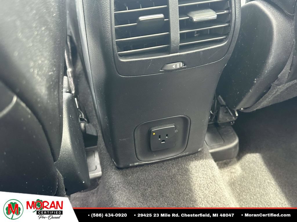 Used 2020 Ford Escape Titanium AWD/4WD image 12