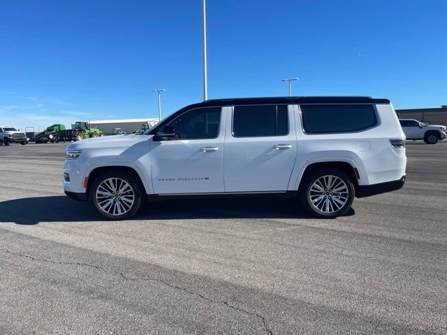 Used 2023 Jeep Grand Wagoneer L Series III w/ Rear Seat Video Group 1 AWD/4WD image 8