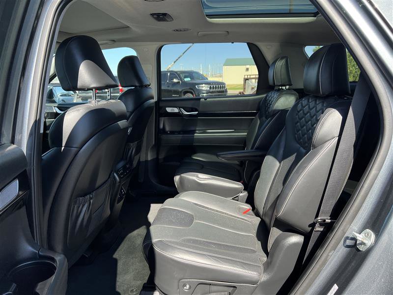 Used 2021 Hyundai Palisade Limited image 17