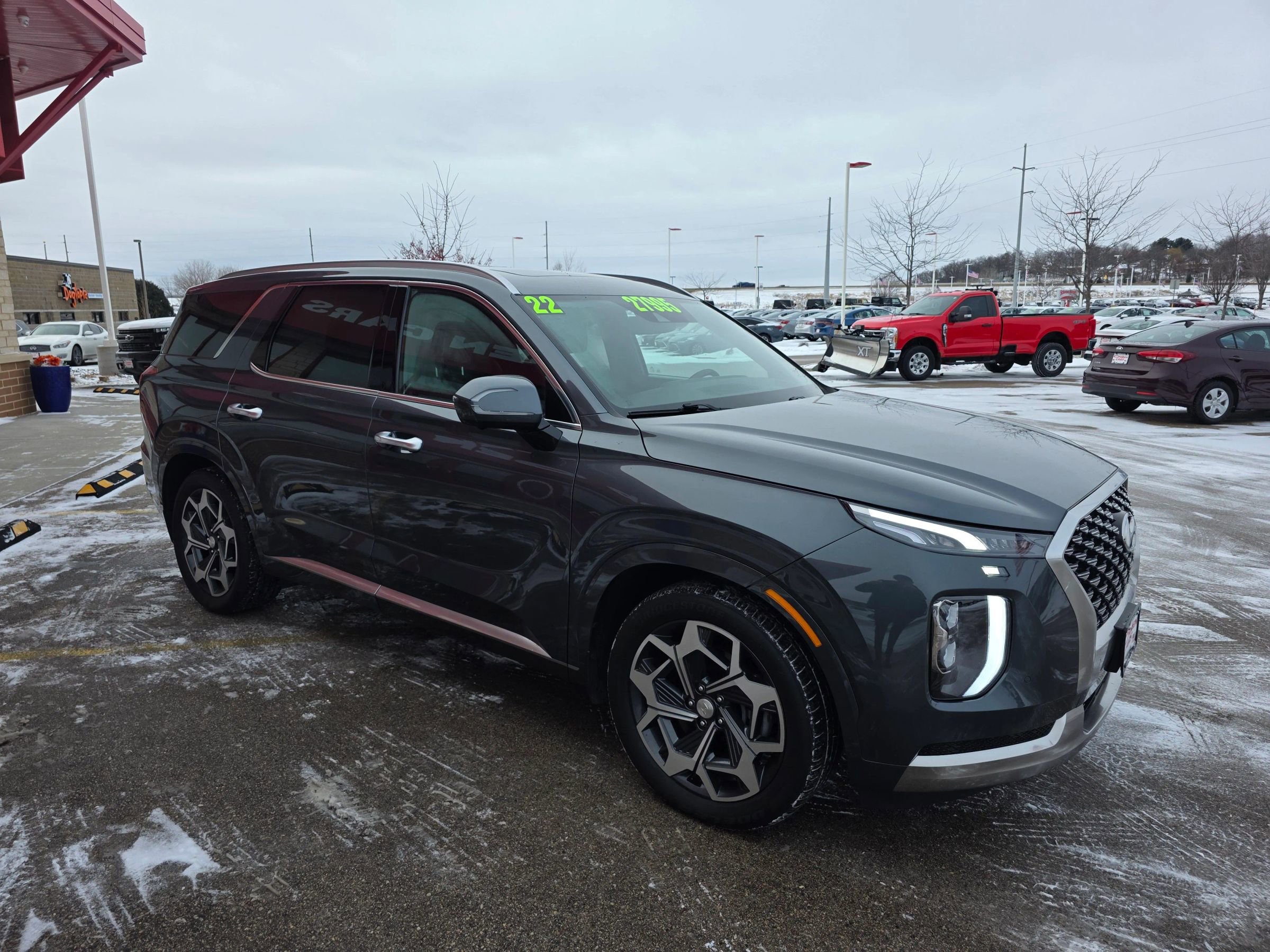 Used 2022 Hyundai Palisade Calligraphy image 3