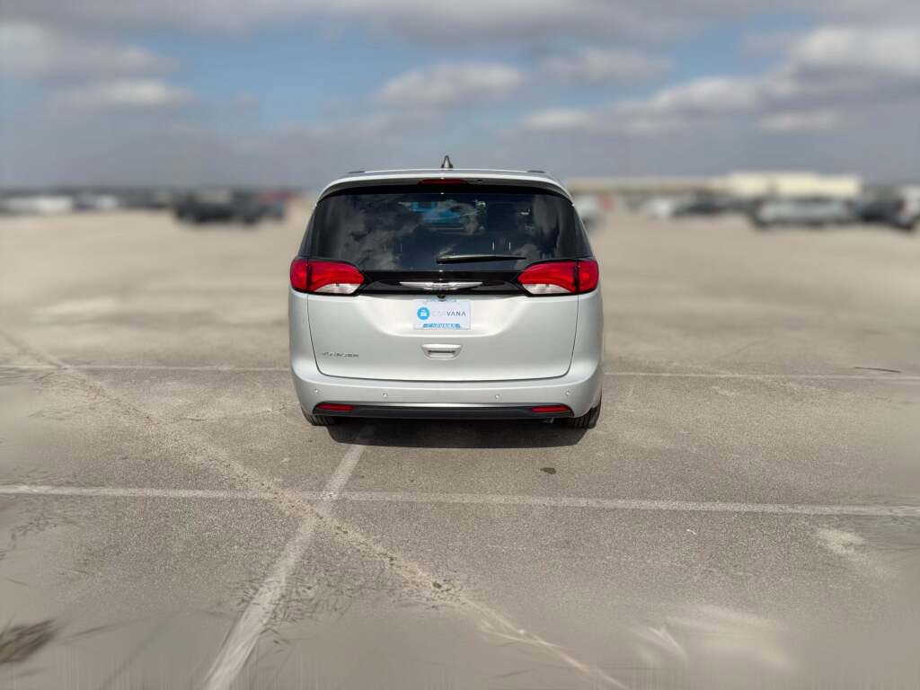 New 2026 Chrysler Voyager LX image 10