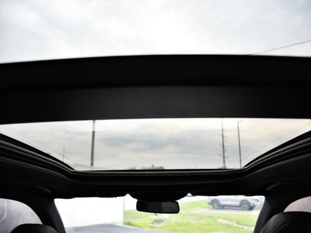 Used 2019 Ford Edge ST w/ Equipment Group 401A AWD/4WD image 23
