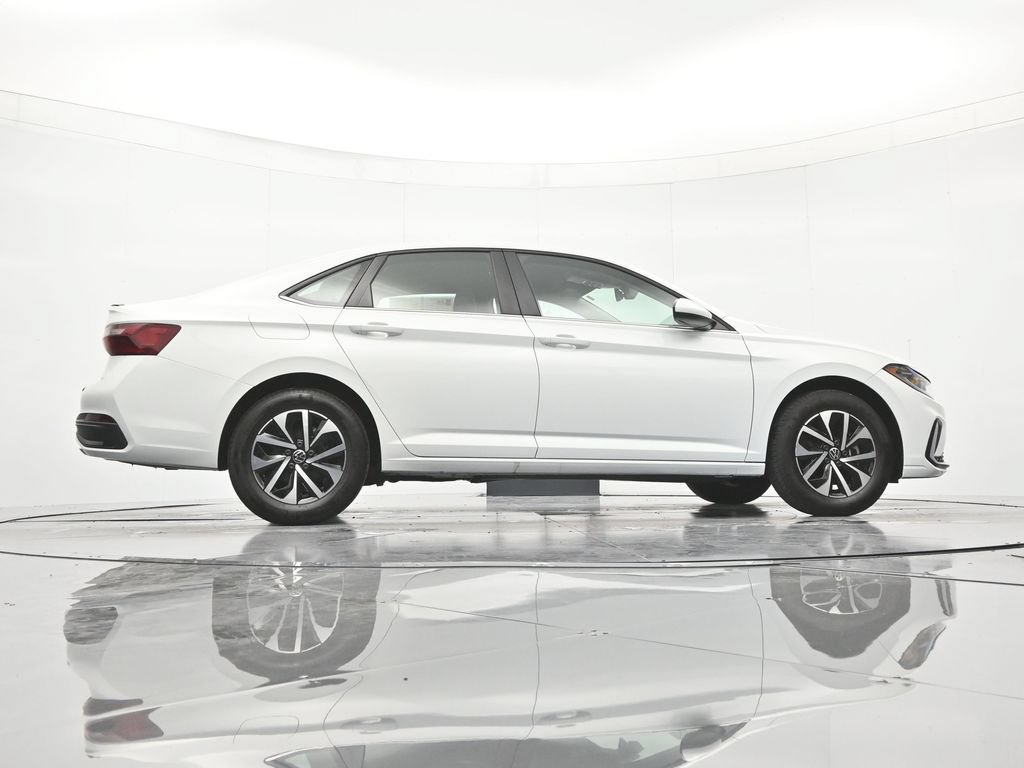 Used 2026 Volkswagen Jetta S FWD image 39