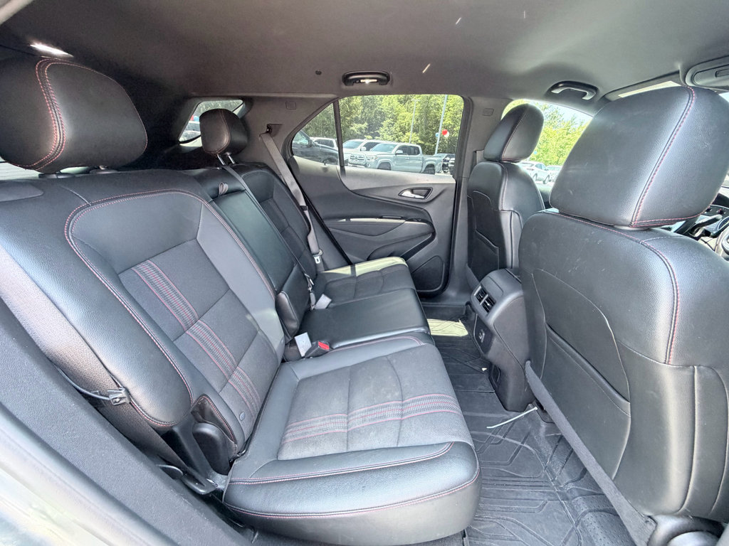Used 2023 Chevrolet Equinox RS FWD image 25