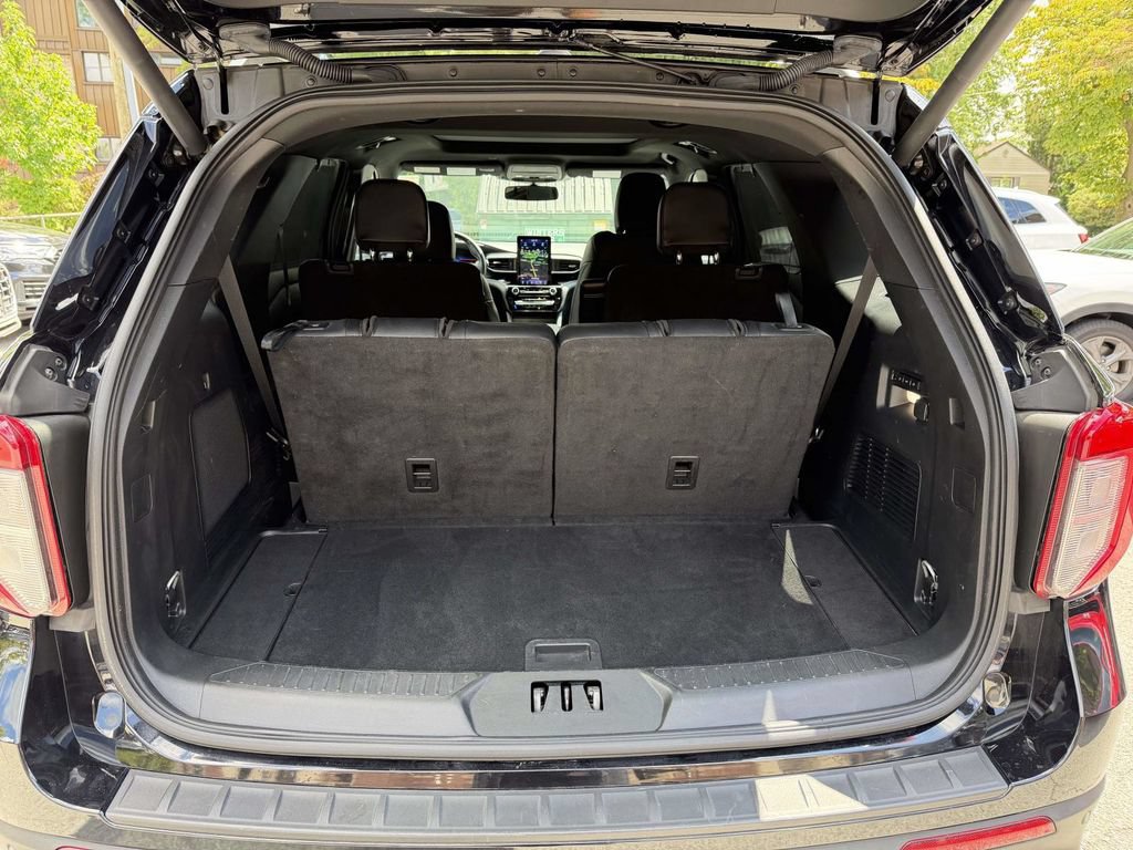Used 2023 Ford Explorer ST w/ Equipment Group 401A AWD/4WD image 31
