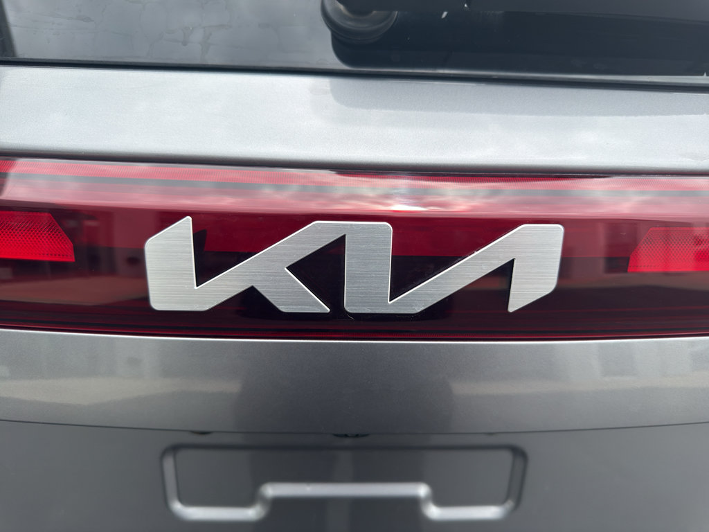 Used 2025 Kia Seltos S AWD/4WD image 23