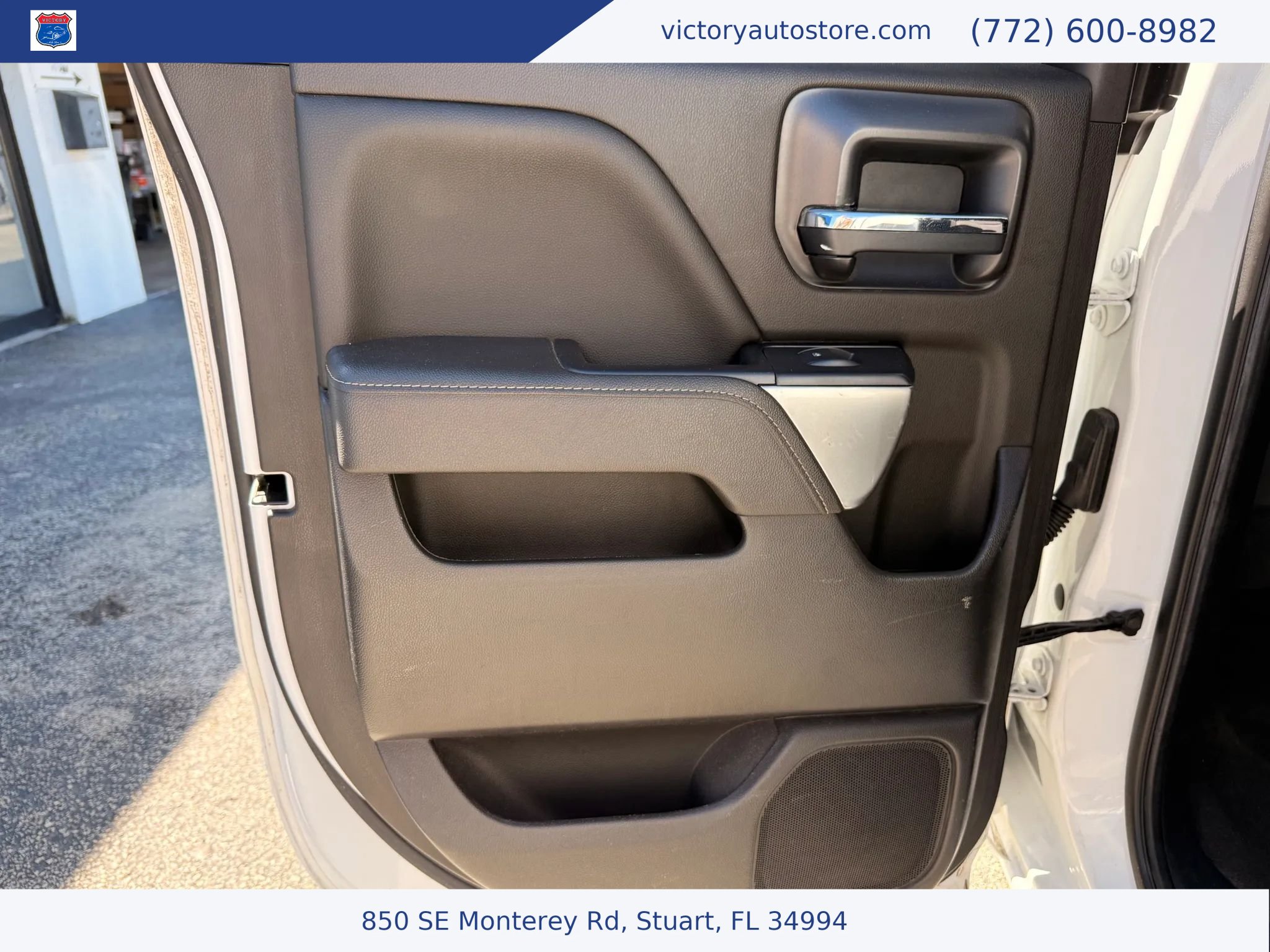 Used 2018 Chevrolet Silverado 1500 LT AWD/4WD image 14