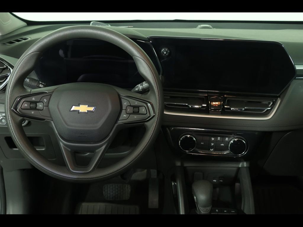 Used 2024 Chevrolet TrailBlazer LT image 15