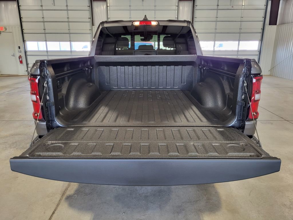 New 2026 RAM 1500 4x4 Crew Cab image 10