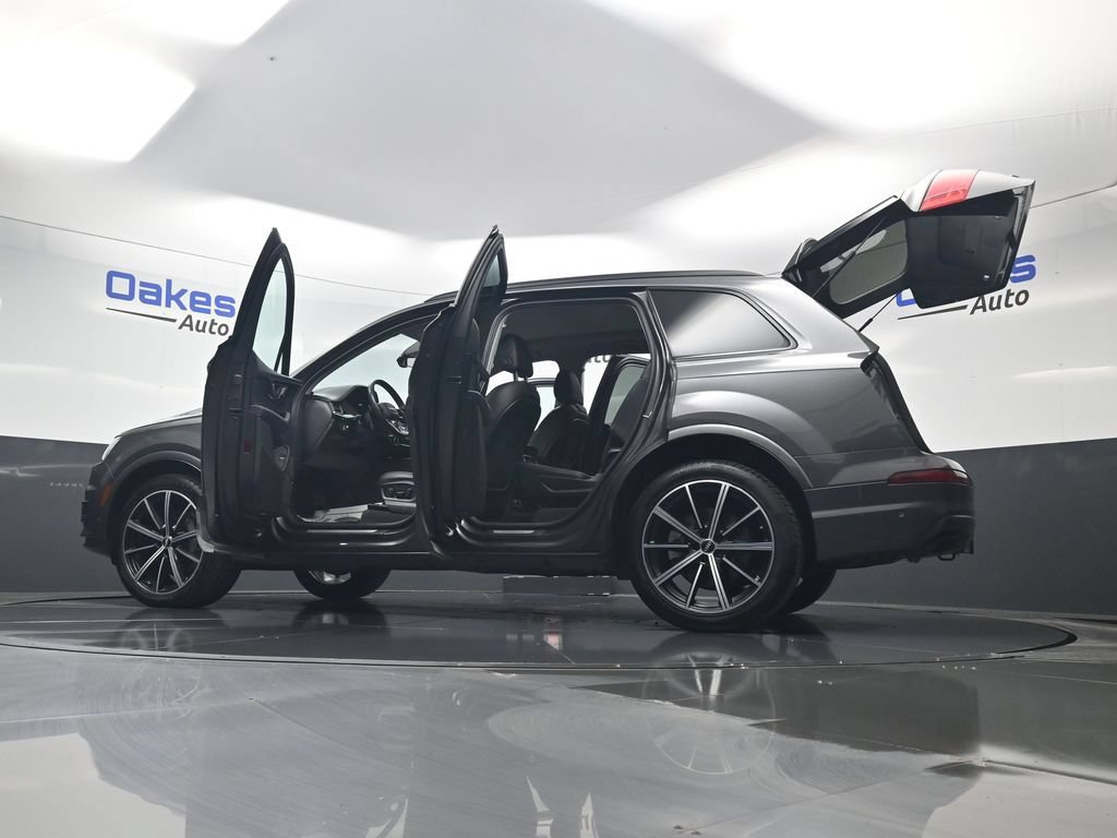 Used 2019 Audi Q7 3.0T Prestige w/ Prestige Package AWD/4WD image 65