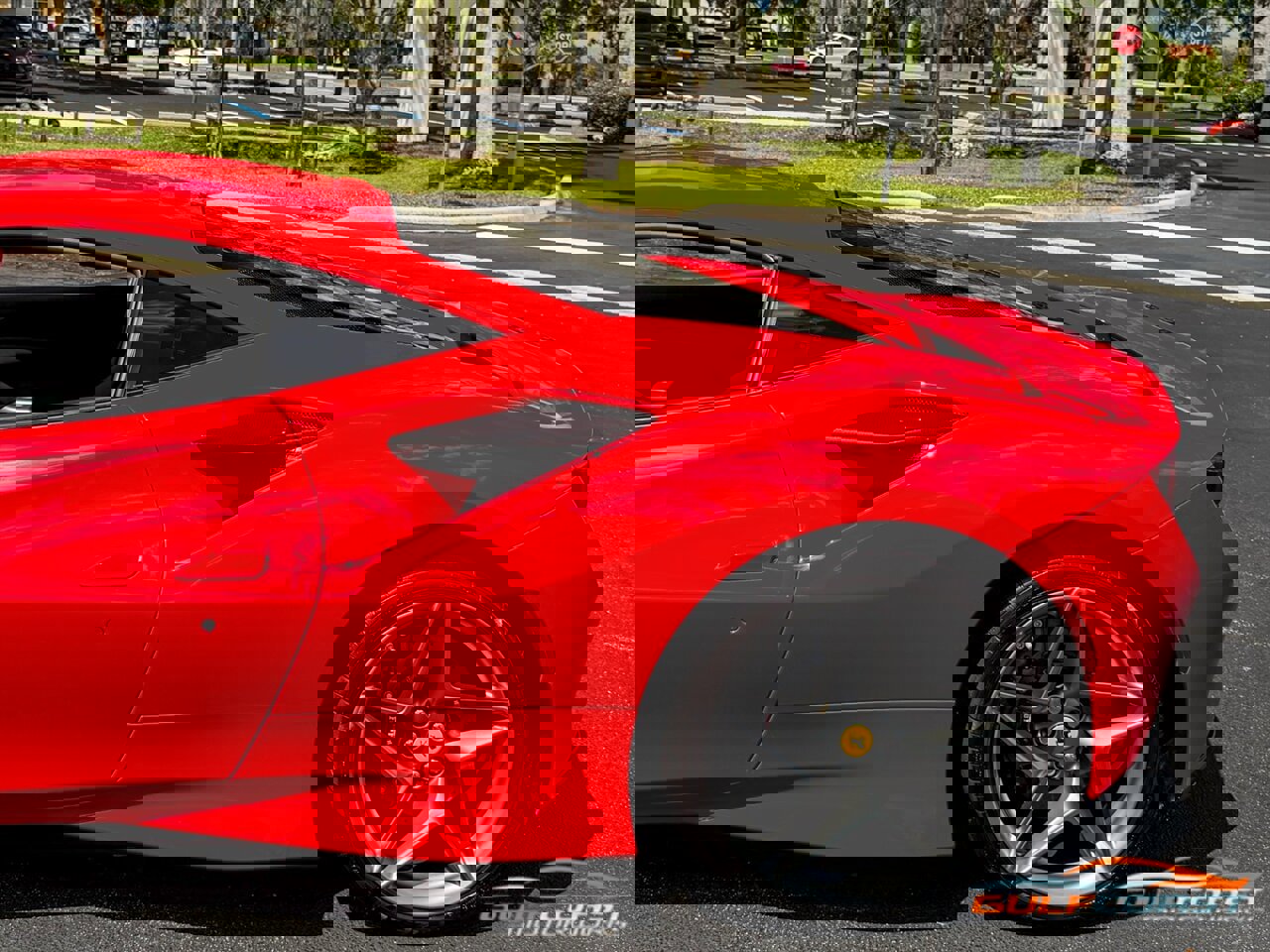 Used 2021 Ferrari F8 Tributo image 46