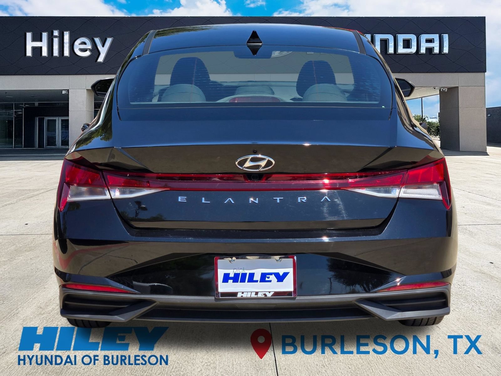 Used 2021 Hyundai Elantra SEL FWD image 5