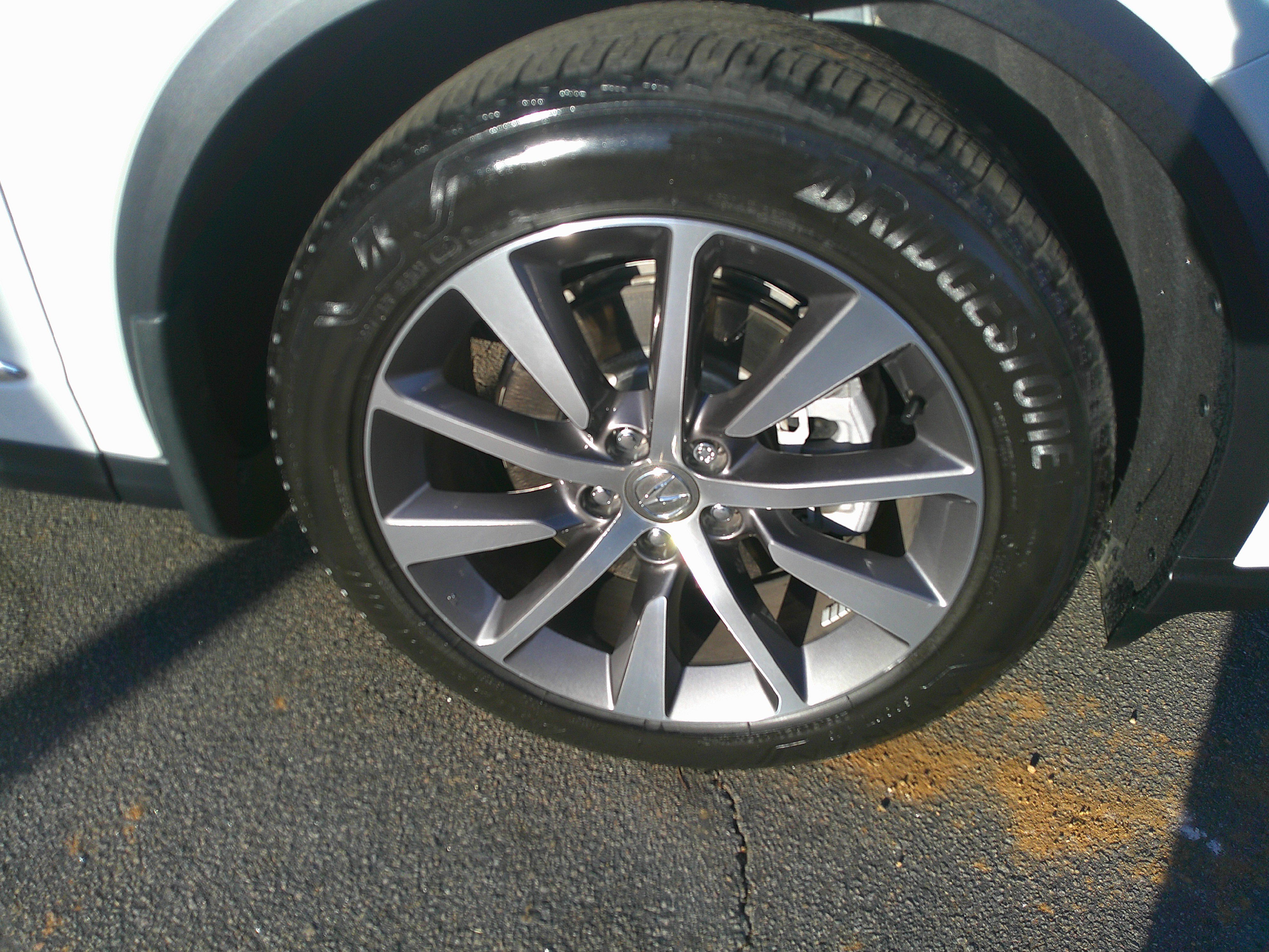 Used 2025 Acura MDX SH-AWD w/ Technology Package image 15