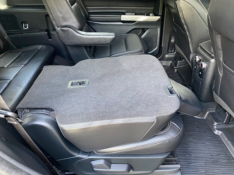 Certified 2023 Ford Explorer Limited w/ Limited Technology Package AWD/4WD image 43