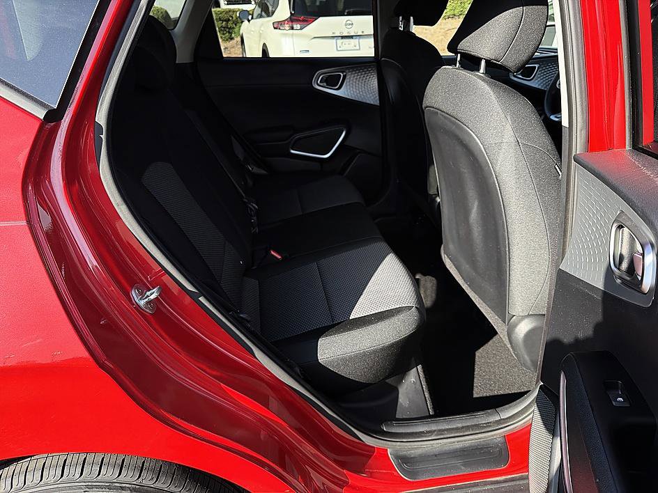 Used 2020 Kia Soul LX image 20