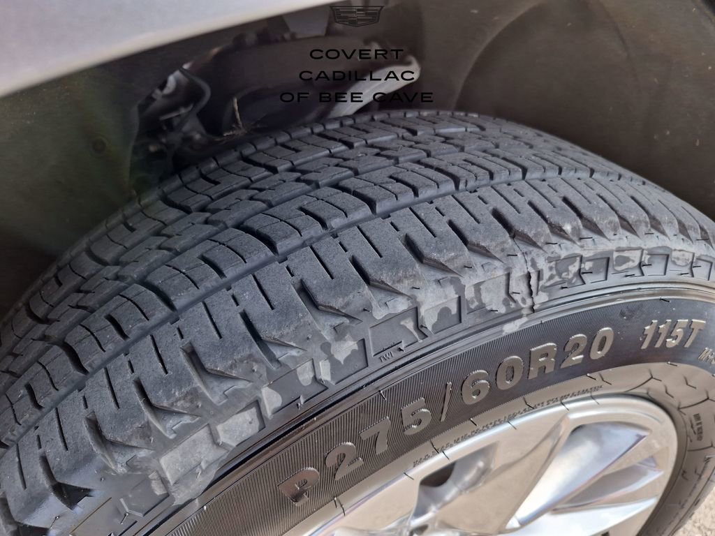 Used 2024 Chevrolet Suburban Premier image 16