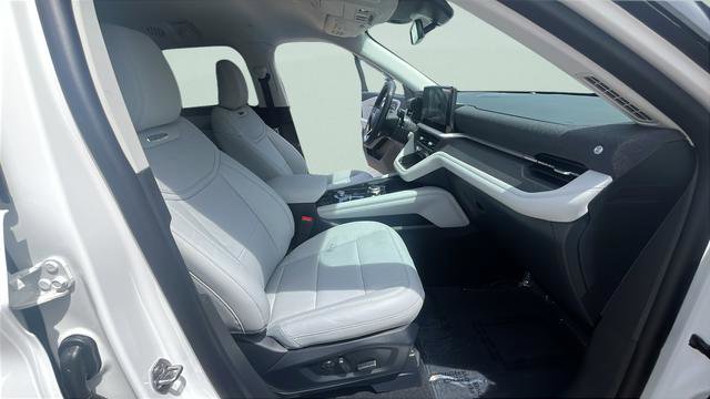 New 2026 Ford Explorer Platinum w/ LUX Leather Package AWD/4WD image 27