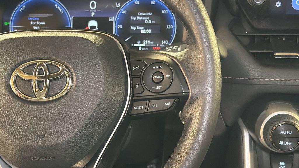 Used 2023 Toyota RAV4 Limited image 22