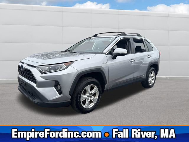 Used 2021 Toyota RAV4 XLE w/ Convenience Package AWD/4WD image 1