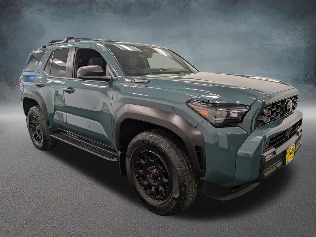 Used 2025 Toyota 4Runner TRD Off-Road Premium image 3