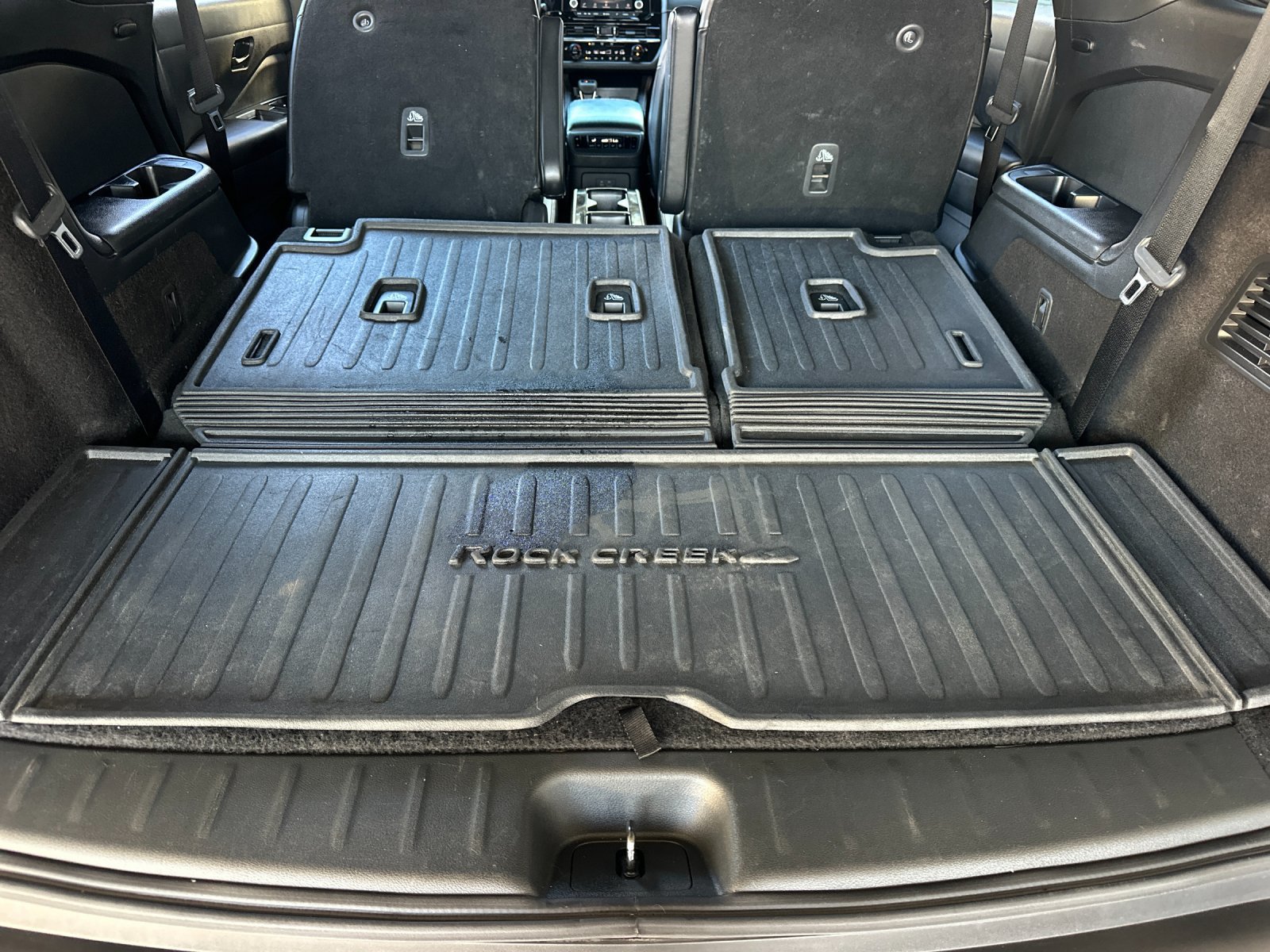 Used 2024 Nissan Pathfinder Rock Creek AWD/4WD image 15