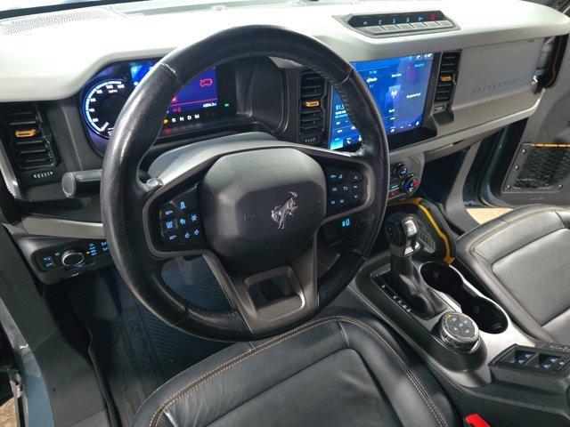 Used 2022 Ford Bronco Badlands image 16