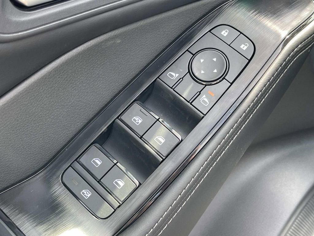 New 2026 Nissan Rogue SV FWD image 24