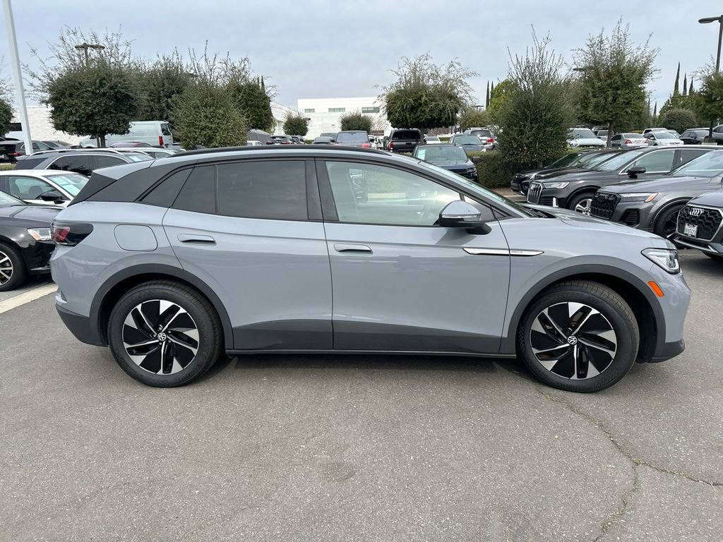 Used 2022 Volkswagen ID.4 Pro S image 8