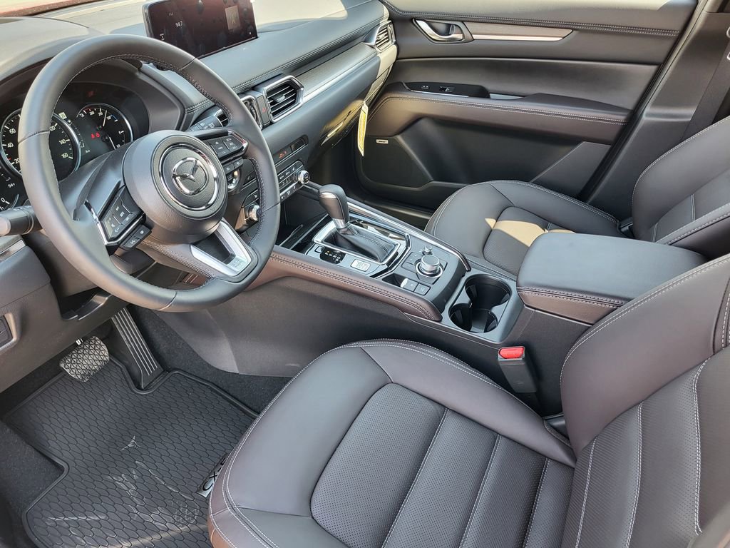 New 2025 MAZDA CX-5 Signature image 9