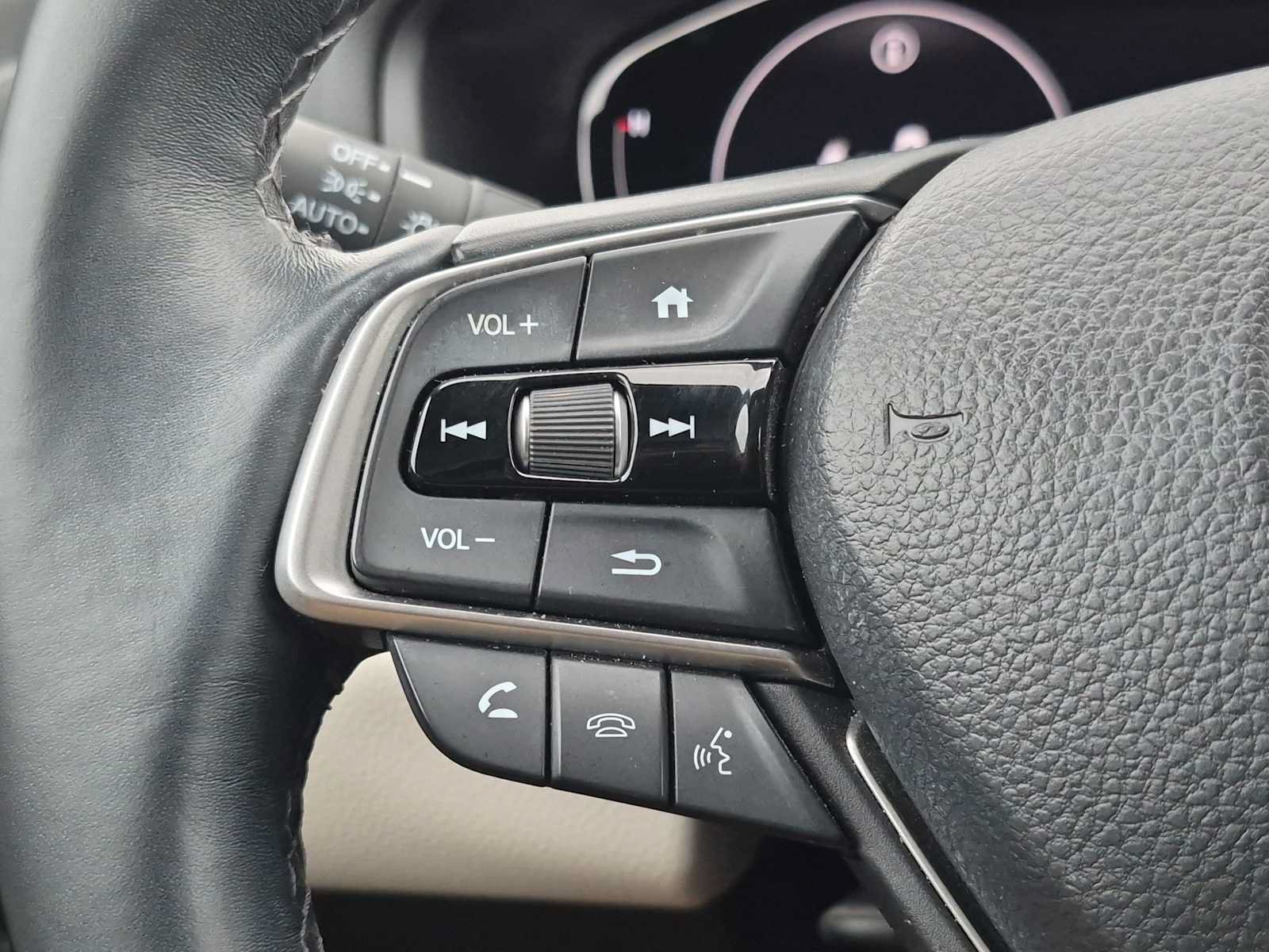 Certified 2021 Honda Accord EX-L image 24