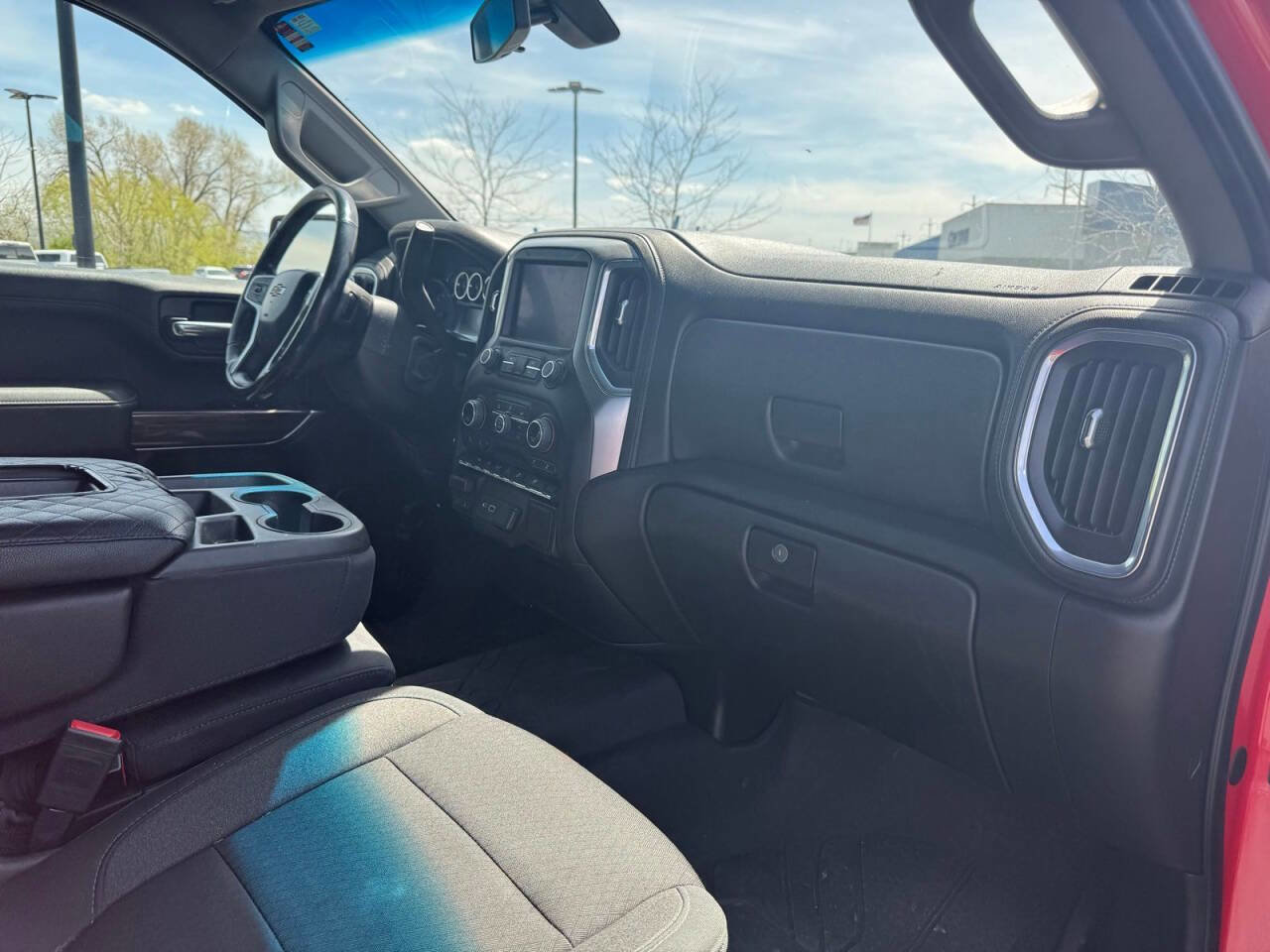Used 2020 Chevrolet Silverado 1500 LT w/ True North Edition AWD/4WD image 17