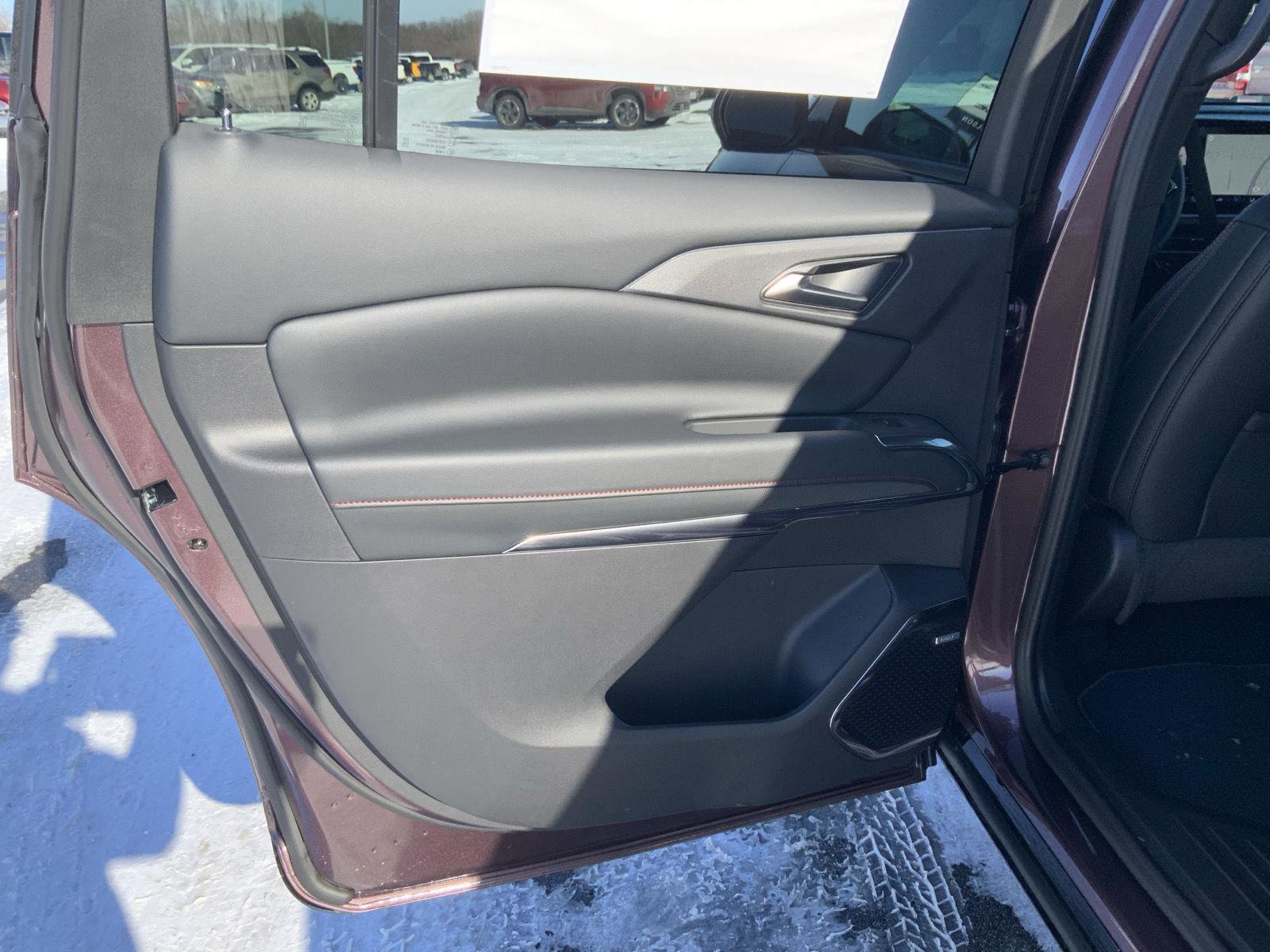 New 2026 Chevrolet Traverse RS w/ LPO, Floor Liner Package image 61