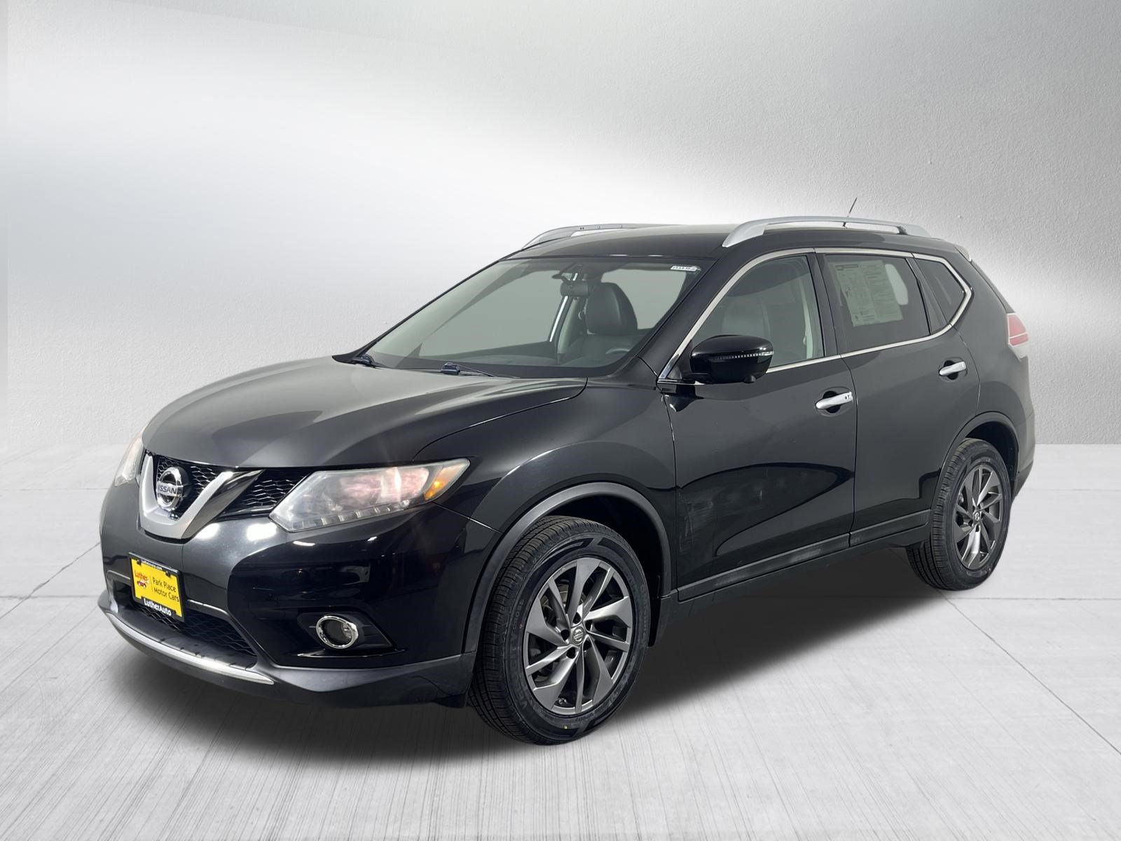 Used 2016 Nissan Rogue SL video 3