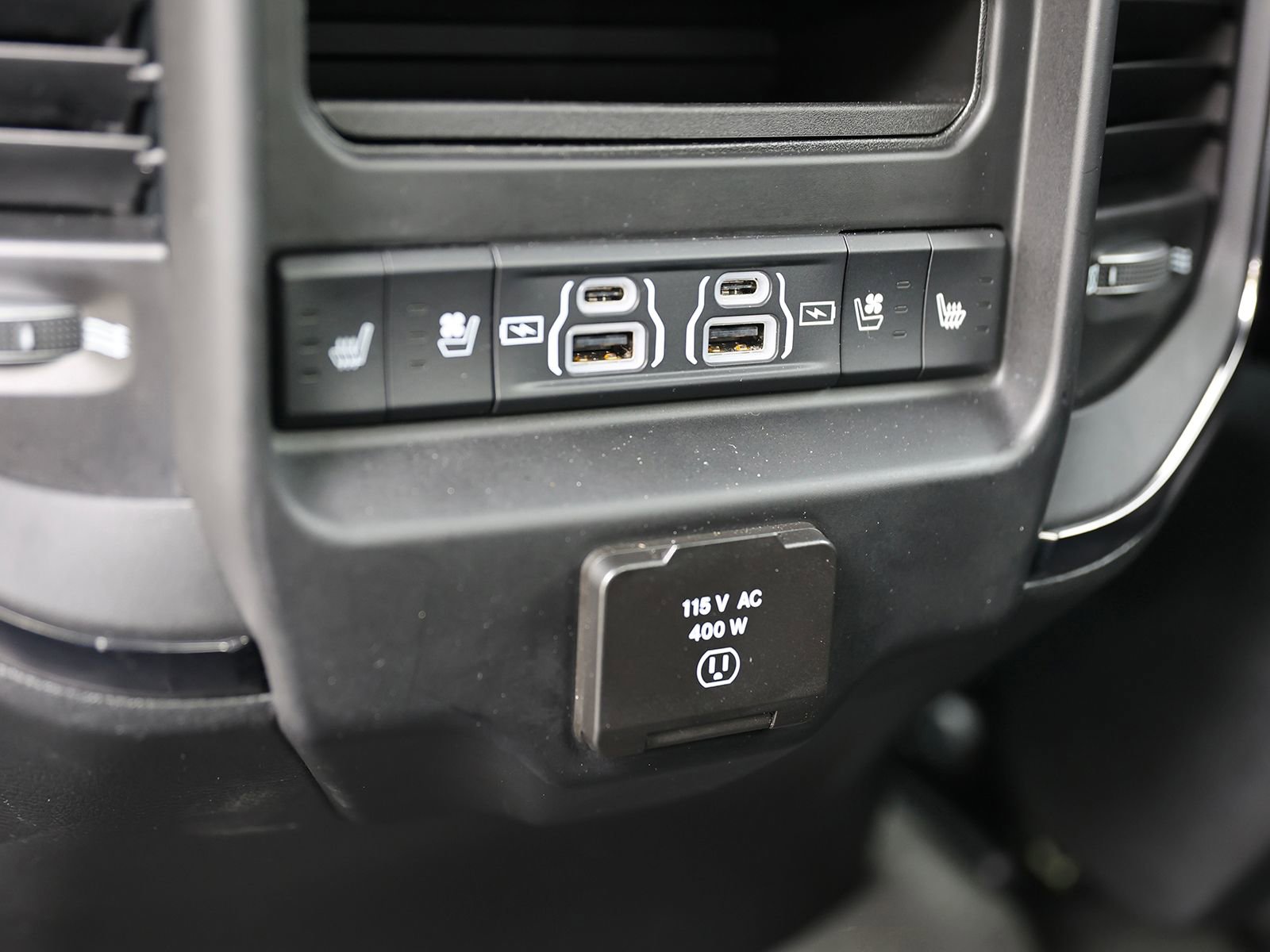 Used 2024 RAM 1500 Limited w/ Night Edition AWD/4WD image 23
