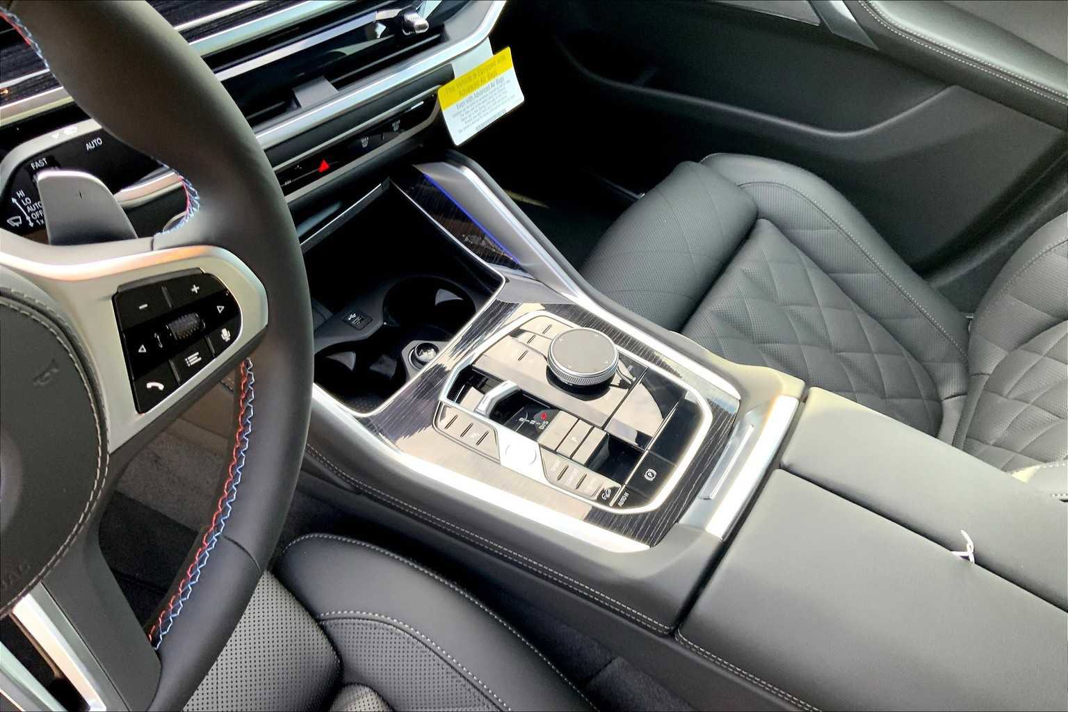 New 2026 BMW X6 M60i image 7