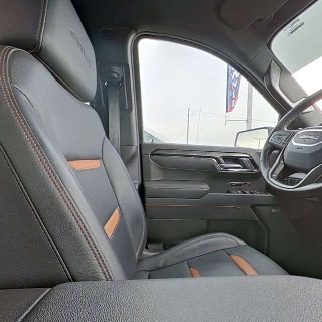 Used 2025 GMC Sierra 1500 AT4 w/ Technology Package image 28