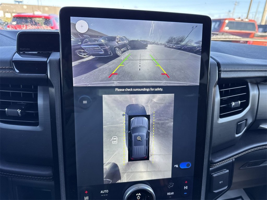 Used 2022 Ford Expedition Max Platinum image 17