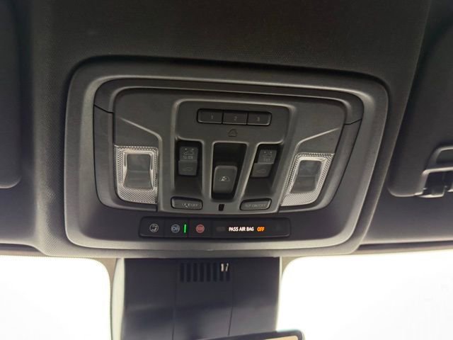 Used 2023 Chevrolet Silverado 1500 High Country w/ Technology Package image 41