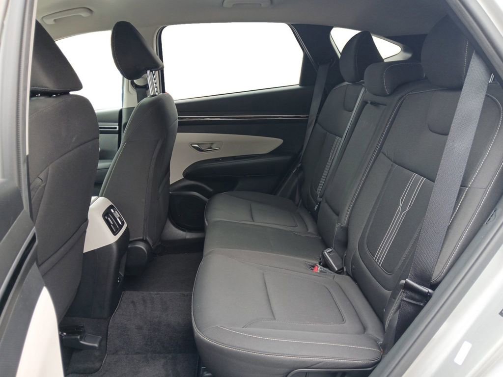 Used 2023 Hyundai Tucson SEL AWD/4WD image 13