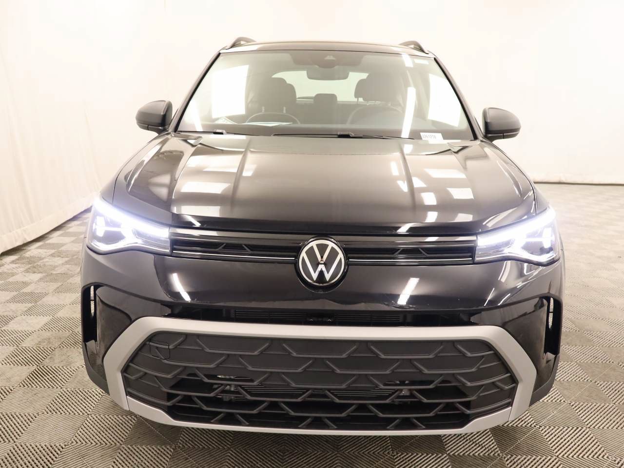 New 2026 Volkswagen Taos S FWD image 4