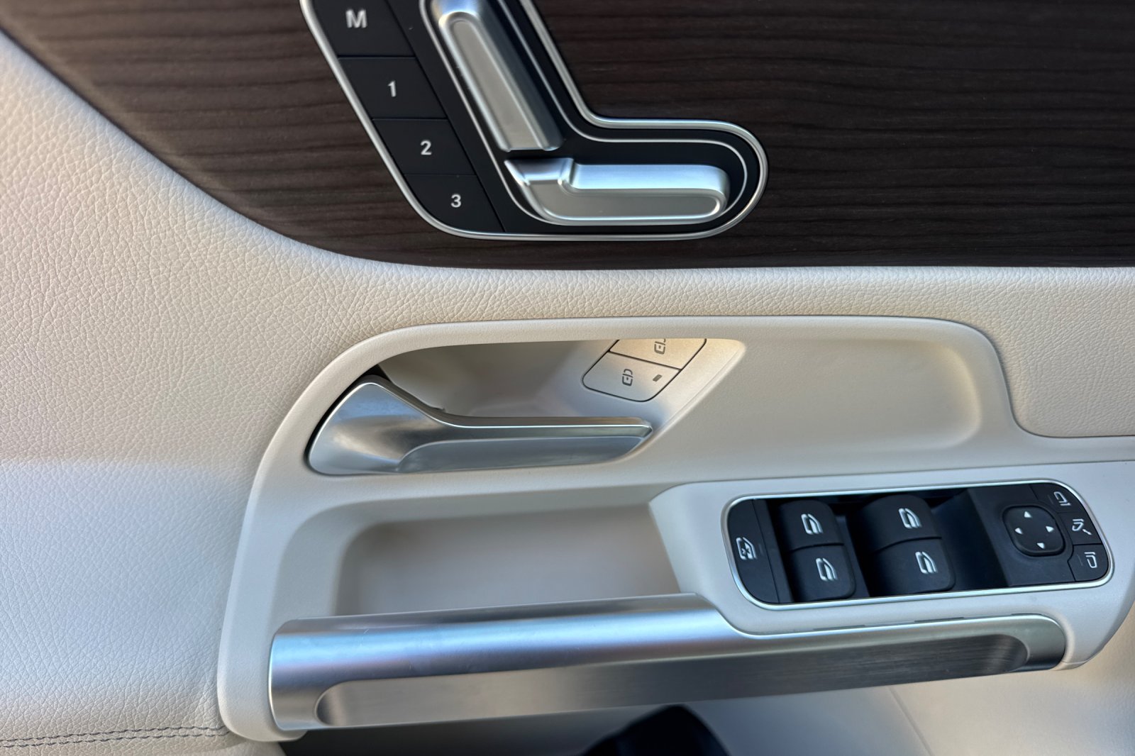 Certified 2026 Mercedes-Benz GLB 250 image 11